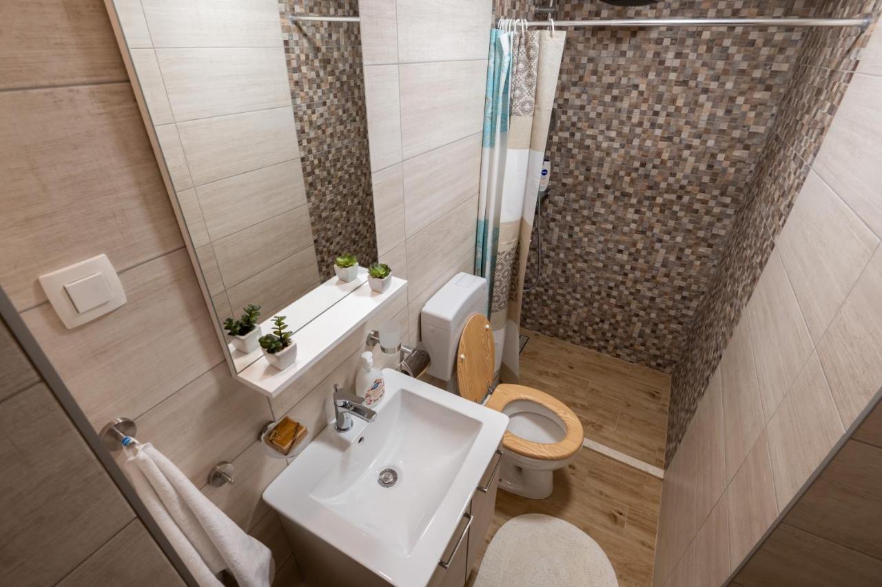Karla&Ana Apartman Zaton Kültér fotó